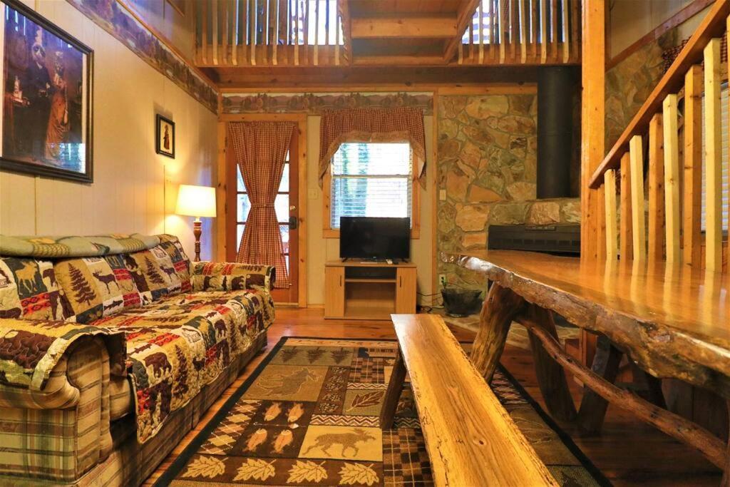 Amazing Cabin Fireplace And Stream #11 Helen Exterior foto